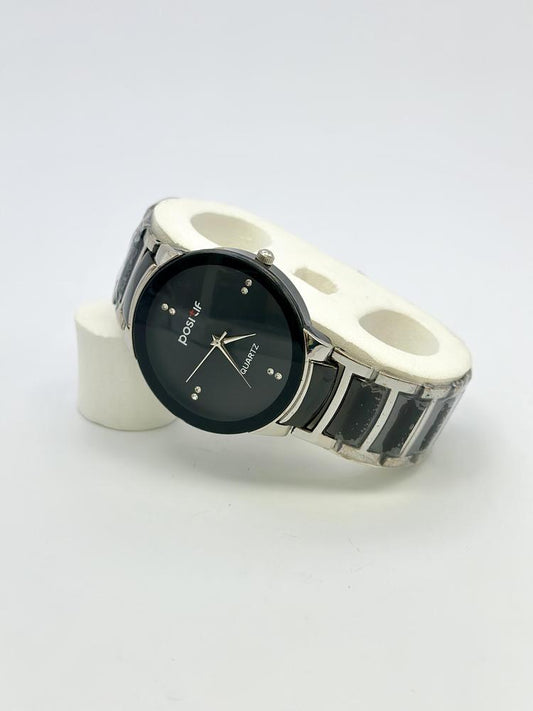 Elegant Black & Silver Quartz Wrist Watch – Stylish Unisex Timepiece