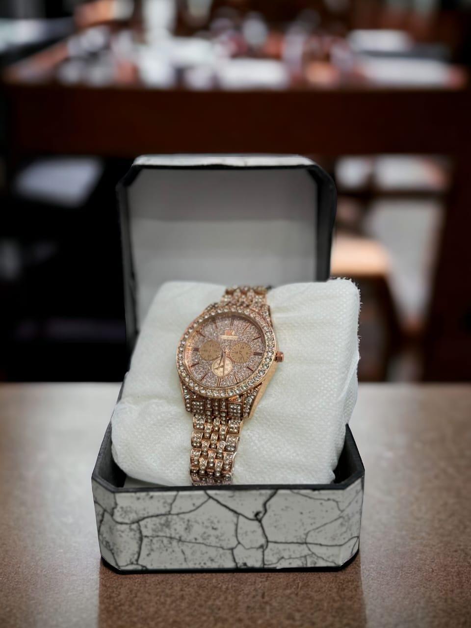 👑 Royal Diamond Chronograph Watch – Elite Rose Gold Edition